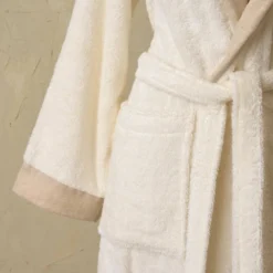 Accappatoio lettera R taglia XL spugna avorio Zahra Biancoperla