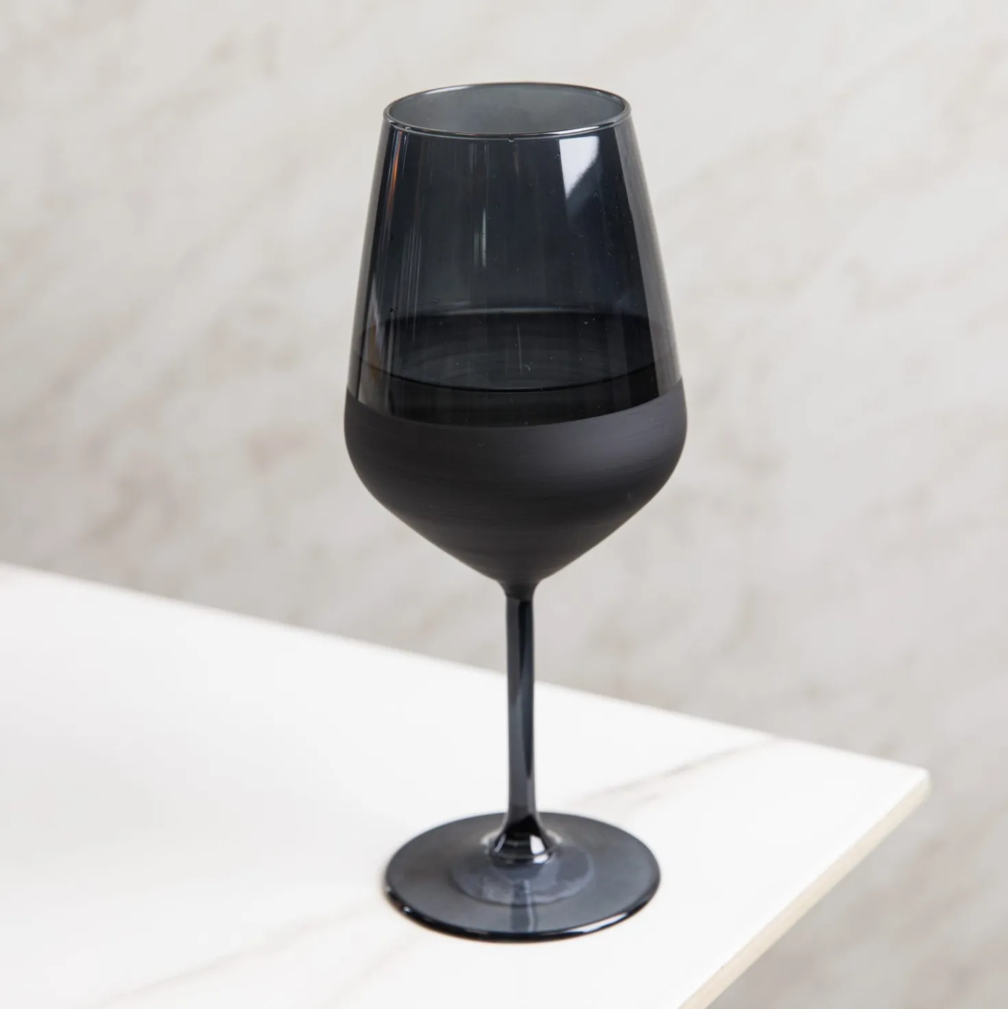 Calice vino 490 ml vetro nero sfumato Blaze