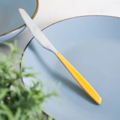 Coltello tavola sfuso giallo in acciaio inox Silhouette