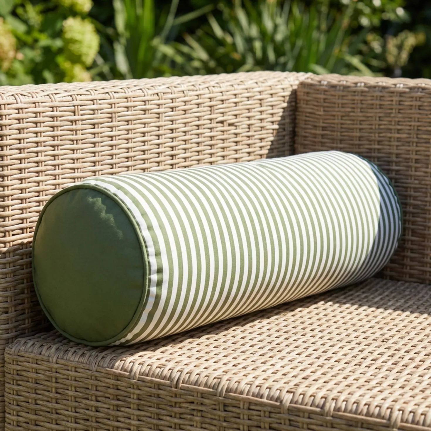 Cuscino cilindrico idrorepellente 18x50 cm righe verde