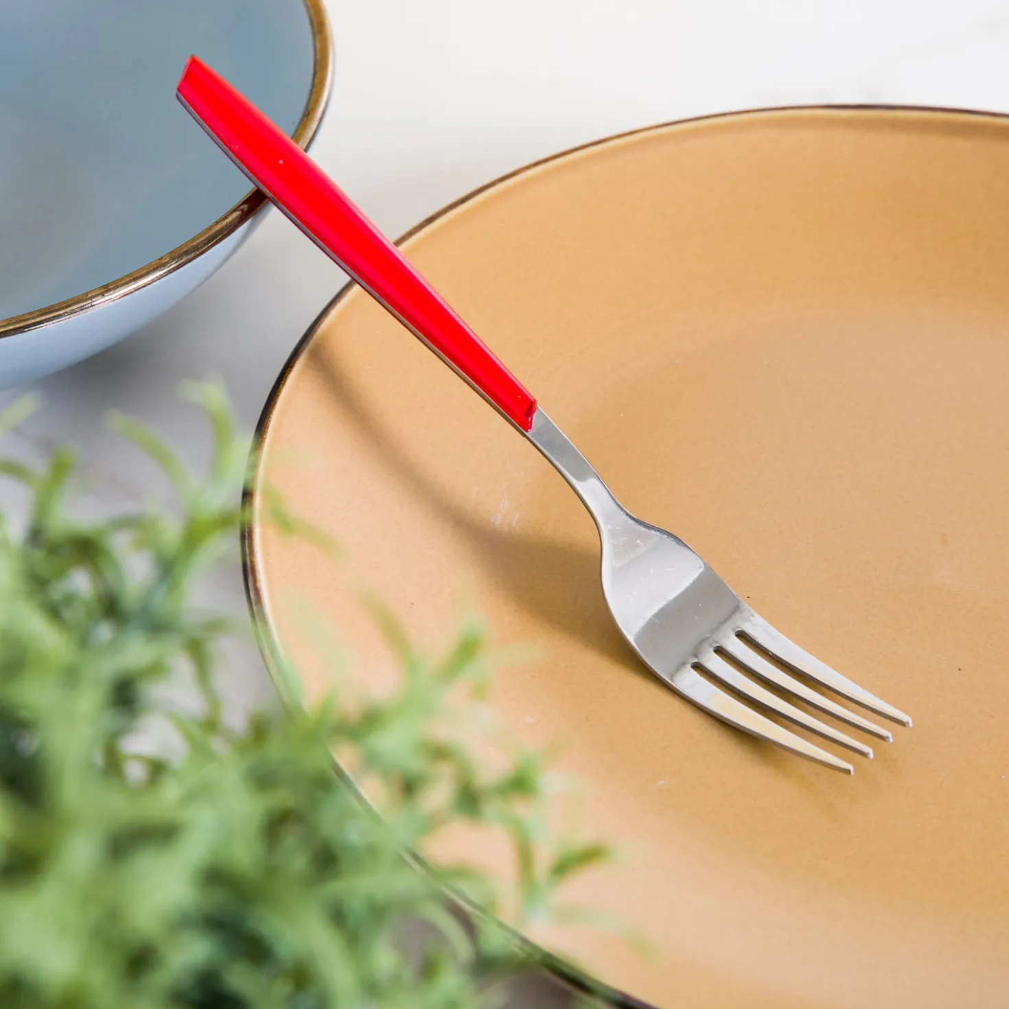 Forchetta tavola sfusa rosso in acciaio inox Silhouette