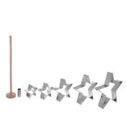 Kit 7 pezzi tagliabiscotti con asta di legno