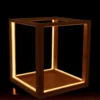 Lampada cubo con LED in legno, 33x29x29 cm