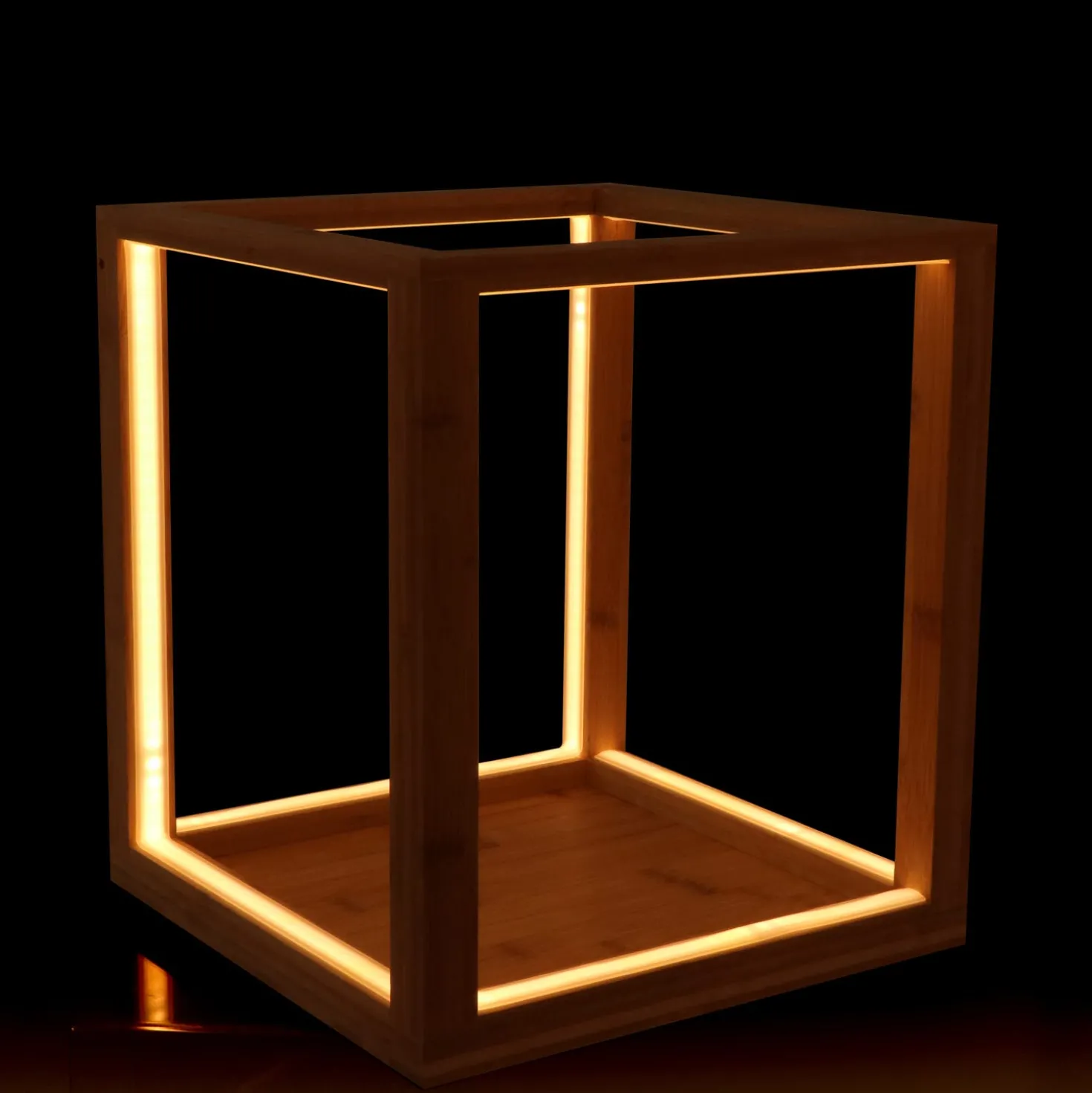 Lampada cubo con LED in legno, 33x29x29 cm