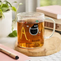 Mug lettera A vetro borosilicato 440 ml Borostories