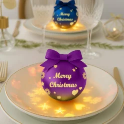 Pallina segnaposto con led Merry Christmas viola