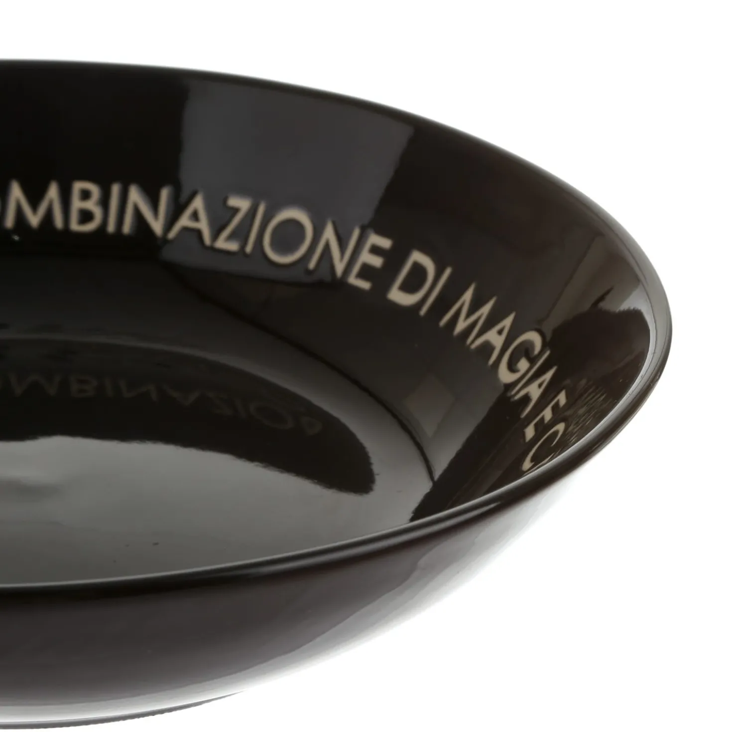 Piatto fondo nero con scritta 20 cm in stoneware