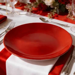 Piatto piano rosso porcellana Mix e Match