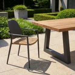 Sedia da giardino con braccioli Rubby grigia