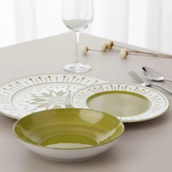 Servizio 18 piatti porcellana Mistral verde