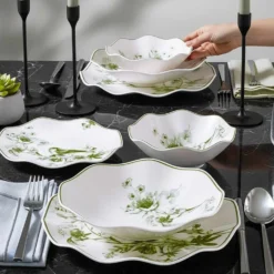 Set 24 piatti bianchi con fiori