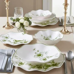 Set 24 piatti bianchi con fiori