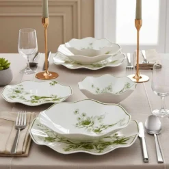 Set 24 piatti bianchi con fiori