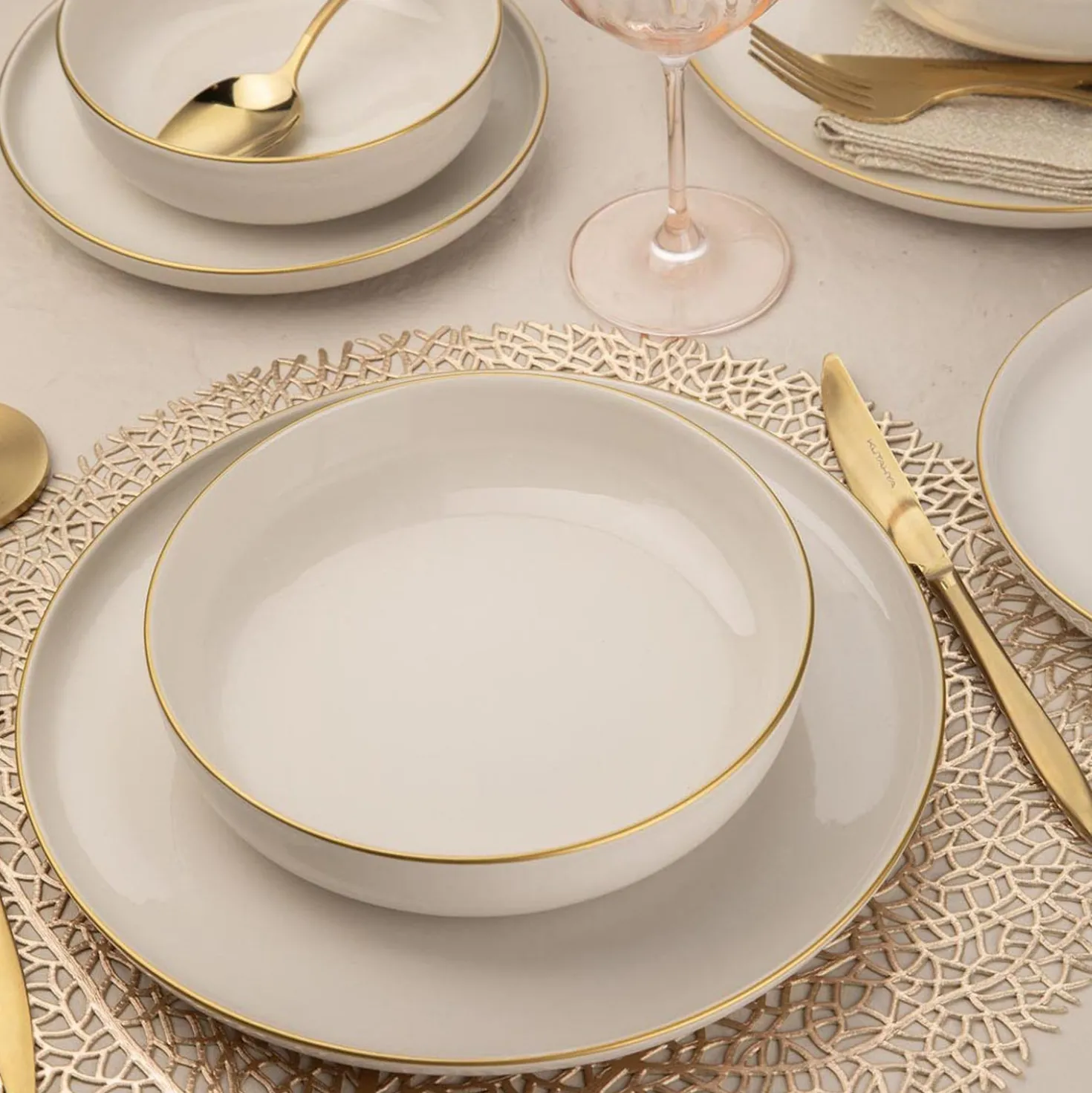 Set 8 piatti bordo oro