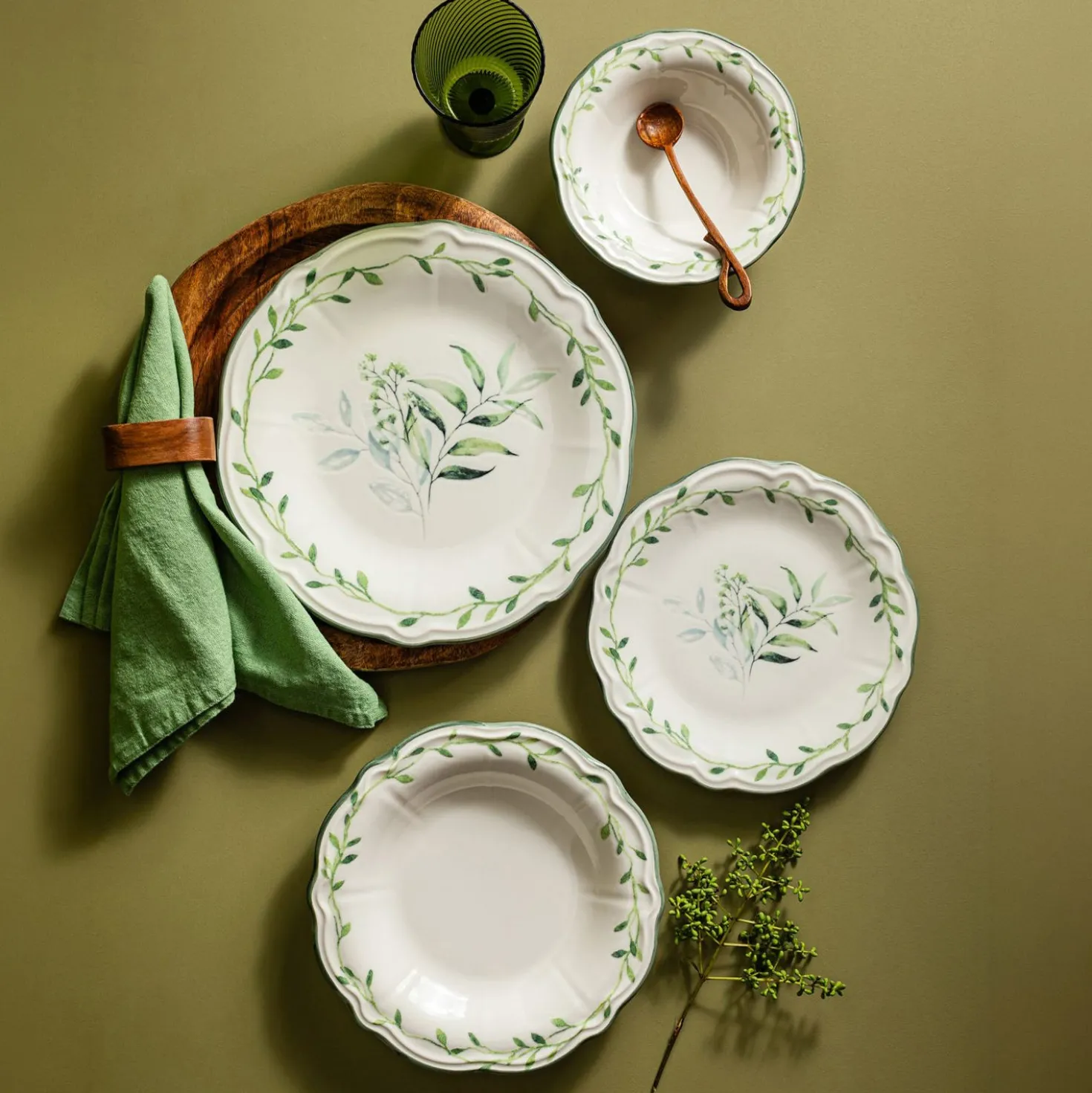 Set 24 piatti Olivessa