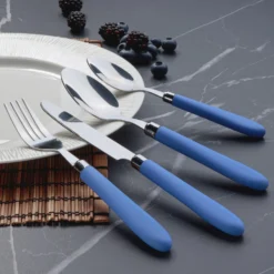 Set 24 posate Smooth in acciaio inox con manico blu chiaro