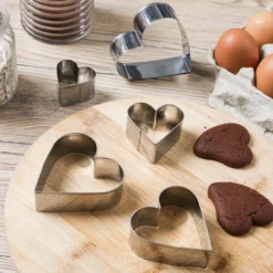 Set 5 tagliabiscotti cuori acciaio inox