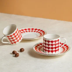 Set 2 tazzine con piattini rossi