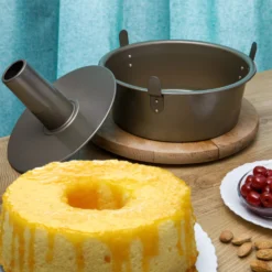 Stampo Angel Cake 25 cm Baker’s Secret champagne