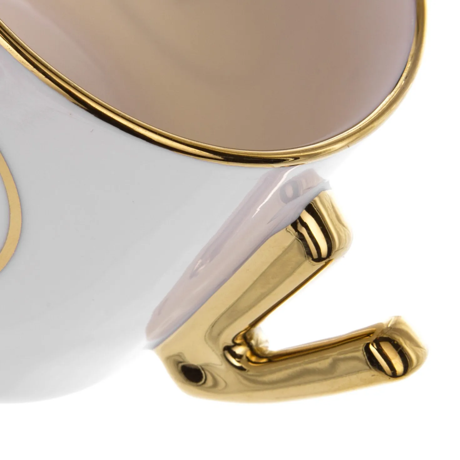 Tazza lettera V con manico oro 360 ml