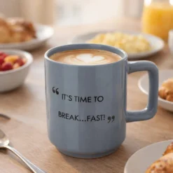 Tazza mug blu 320 ml con scritta Quotes