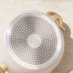 Tegame 24 cm Dolomitika manici effetto legno
