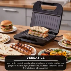 Tostiera elettrica 750 W nera