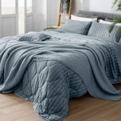 Trapunta matrimoniale blu righe Eco Dreams