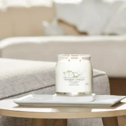 White Gardenia, candela in giara media Yankee Candle